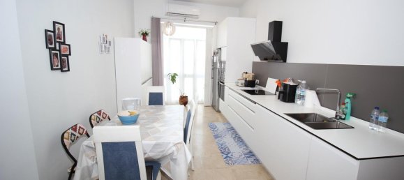 Apartamento de 3 dormitorios en Cádiz, Spain No. 148584 12