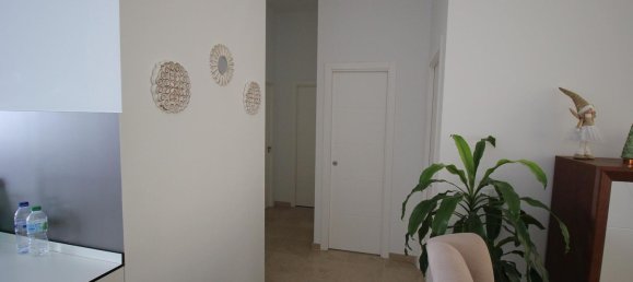 Apartamento de 3 dormitorios en Cádiz, Spain No. 148584 16