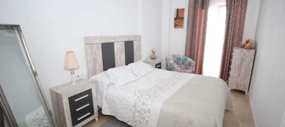 Apartamento de 3 dormitorios en Cádiz, Spain No. 148584 18
