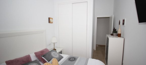 Apartamento de 3 dormitorios en Cádiz, Spain No. 148584 20
