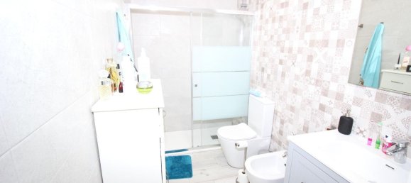Apartamento de 3 dormitorios en Cádiz, Spain No. 148584 29