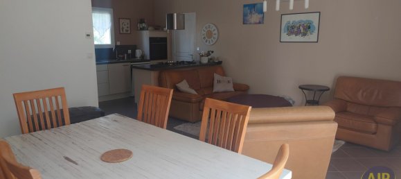 Дом с 4 спальнями в Приморская Шаранта, Франция № 357412 2