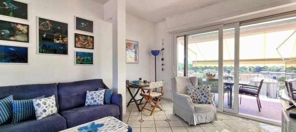 Пентхаус с 2 спальнями в Масса, Италия № 302710 17