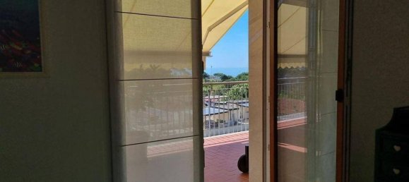 Пентхаус с 2 спальнями в Масса, Италия № 302710 26