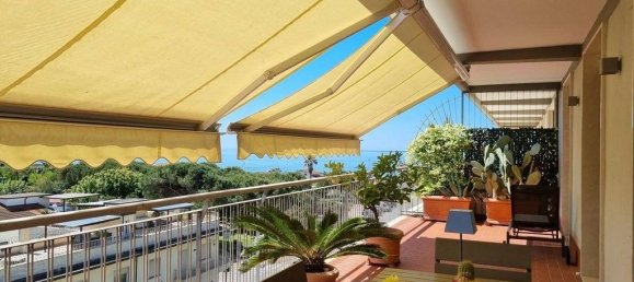 Пентхаус с 2 спальнями в Масса, Италия № 302710 8