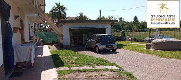 2 bedrooms Apartment in Biandronno, Italy No. 186493 31