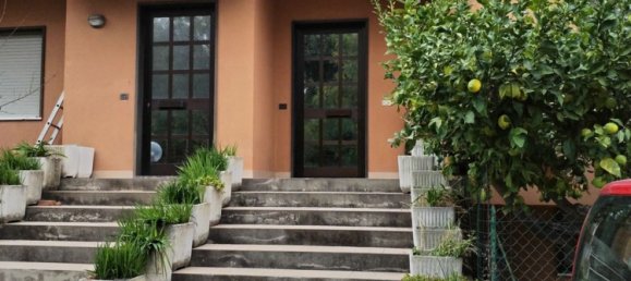 8 bedrooms House in Termoli, Italy No. 347862 2