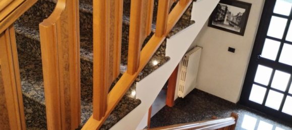 8 bedrooms House in Termoli, Italy No. 347862 12