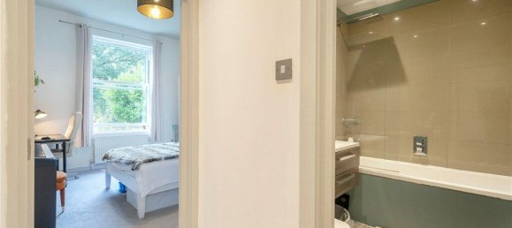 2 bedrooms Apartment in London, United Kingdom No. 7717 21