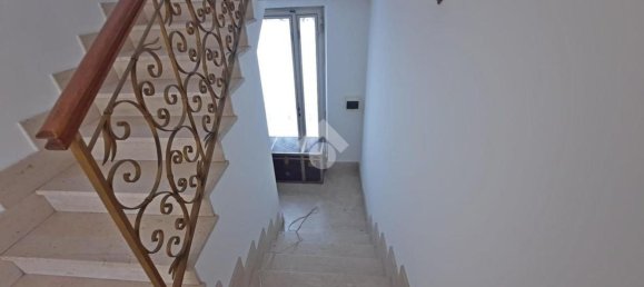 5 bedrooms House in Mathi, Italy No. 339307 32