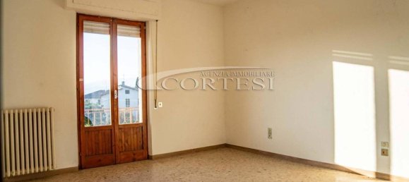 Apartamento de 4 divisões em San Giustino, Italy N.º 169489 2