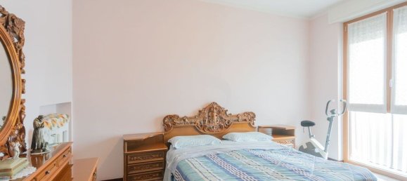 3-salle Appartement à Concorezzo, Italy No. 263424 23