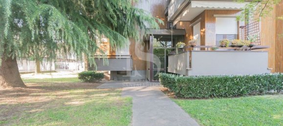 3-salle Appartement à Concorezzo, Italy No. 263424 5