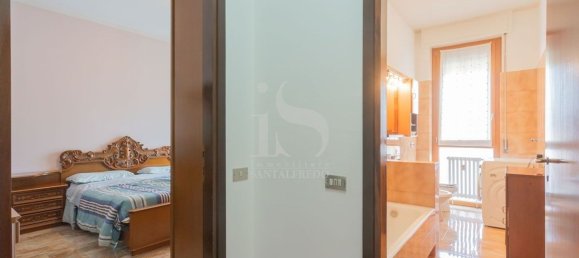 3-salle Appartement à Concorezzo, Italy No. 263424 27