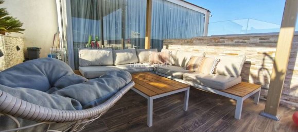 2 bedrooms Penthouse in Gzira, Malta No. 2861 11