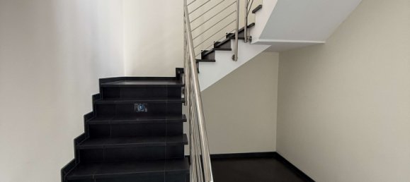 564m² Building in Oberhausen, Germany No. 313417 7