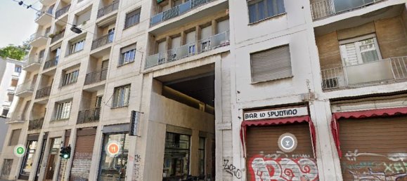 3 bedrooms Apartment in Milan, Italy No. 245943 16