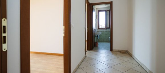 Apartamento de 4 dormitorios en Cesena, Italy No. 347737 15
