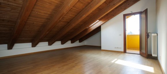 Apartamento de 4 dormitorios en Cesena, Italy No. 347737 16