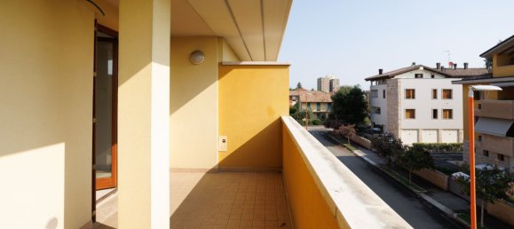 Apartamento de 4 dormitorios en Cesena, Italy No. 347737 8