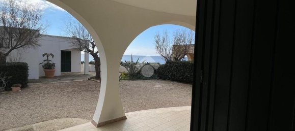 5 rooms Villa in Taviano, Italy No. 157672 17