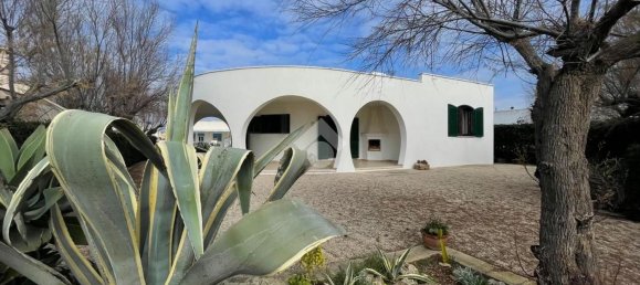 5 rooms Villa in Taviano, Italy No. 157672 22