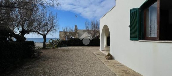 5 rooms Villa in Taviano, Italy No. 157672 4