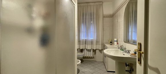 Вилла с 5 комнатами в Капаннори, Италия № 154734 12