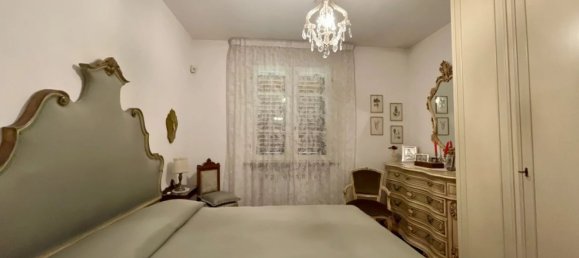 Вилла с 5 комнатами в Капаннори, Италия № 154734 11