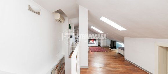 Квартира с 4 комнатами в Пескьера Борромео, Италия № 148967 10