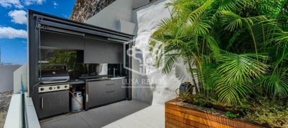 5 bedrooms Villa in Santa Cruz de Tenerife, Spain No. 16415 10