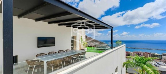 5 bedrooms Villa in Santa Cruz de Tenerife, Spain No. 16415 13