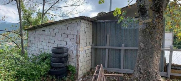 5 rooms House in Casteldelci, Italy No. 13249 8