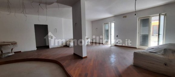 Вилла с 6 спальнями в Казаль ди Принципе, Италия № 33218 25