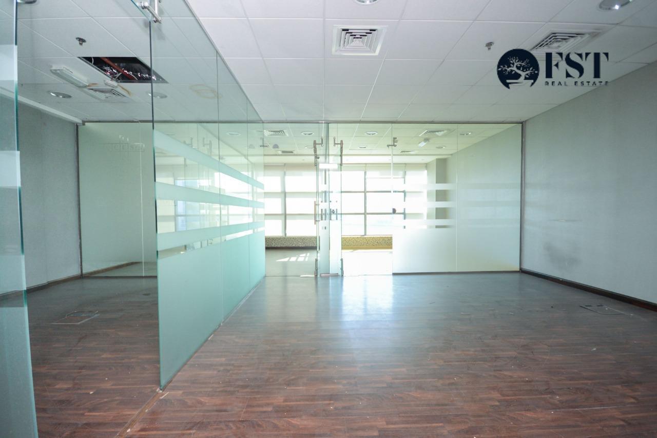 Bureau à Business Bay, UAE 102.5m² No. 43004
