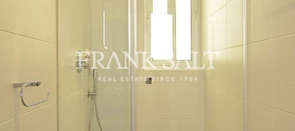 1 bedroom Apartment in Sliema, Malta No. 9256 6