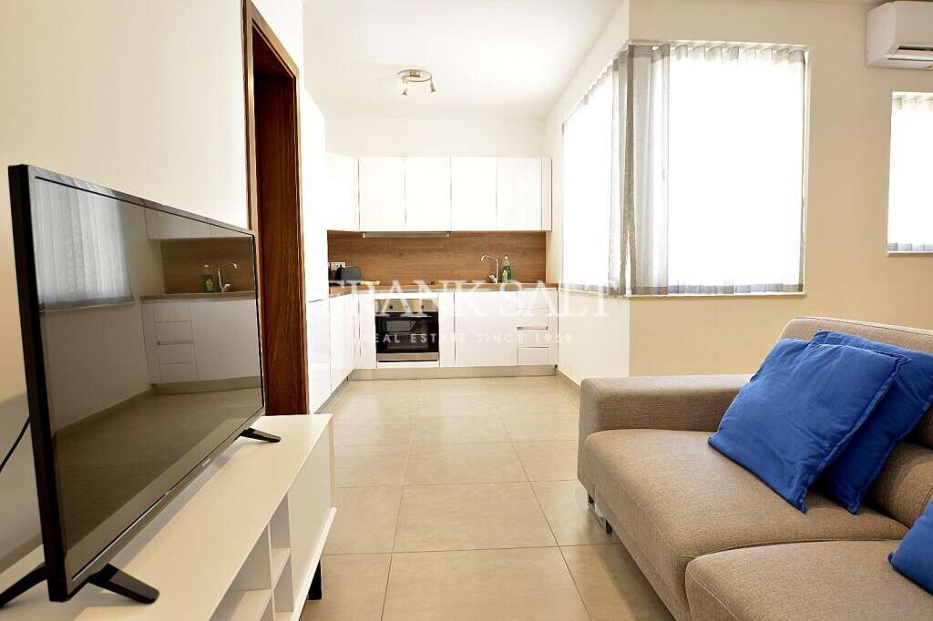 1 bedroom Apartment in Sliema, Malta No. 9256