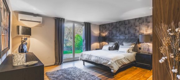 5 bedrooms Villa in Mougins, France No. 1 10