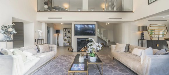 5 bedrooms Villa in Mougins, France No. 1 6