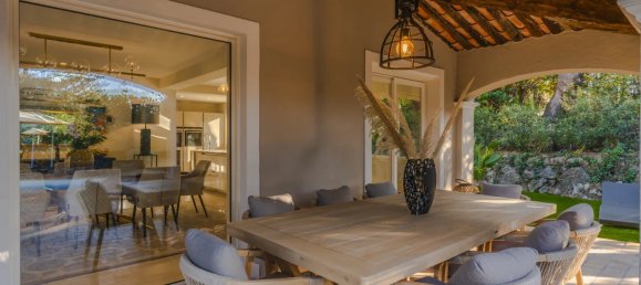 5 bedrooms Villa in Mougins, France No. 1 4