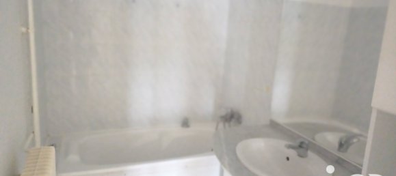 2 bedrooms Apartment in Saint-Andre-les-Vergers, France No. 55724 6