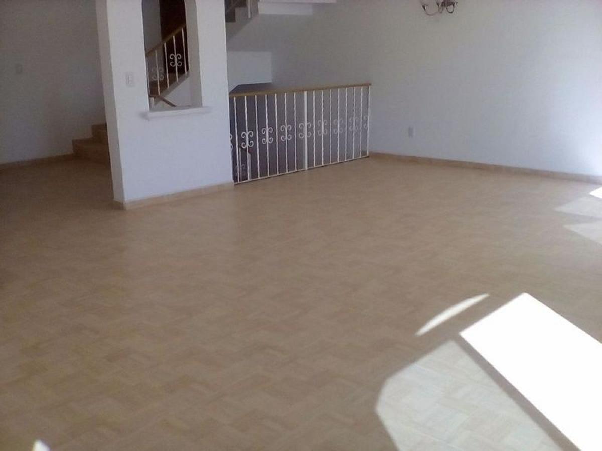 4 bedrooms House in Queretaro, Mexico No. 151104