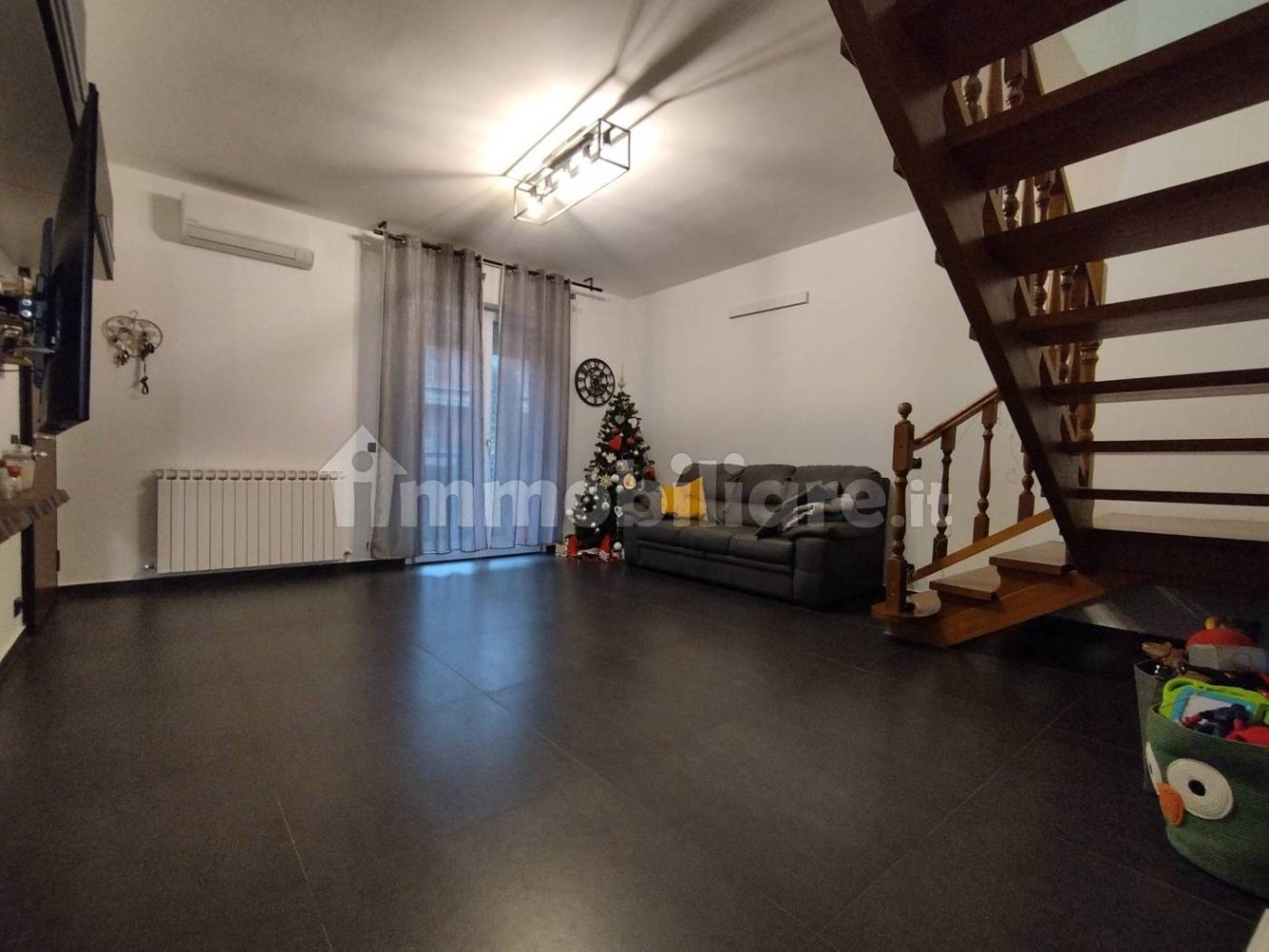 3 bedrooms House in Castelvetro di Modena, Italy No. 380468