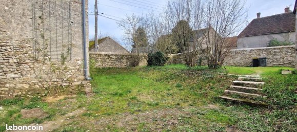 Casa T3 em Saint-Claude-de-Diray, France N.º 71652 8
