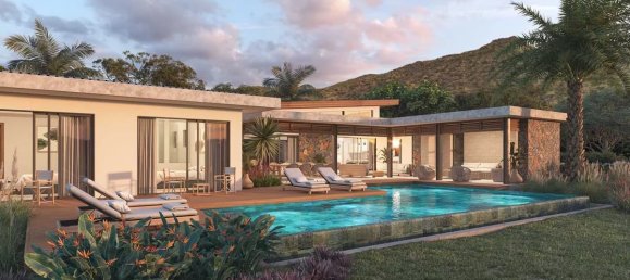 5 bedrooms Villa in Tamarin, Mauritius No. 33 5