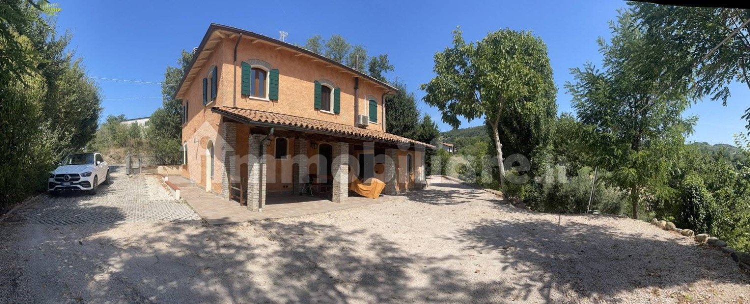 Casa T5 em Montefiore Conca, Italy N.º 136208