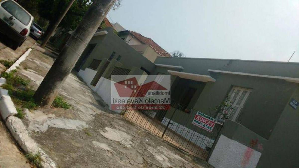 Casa de 3 dormitorios en Sao Paulo, Brazil No. 523197