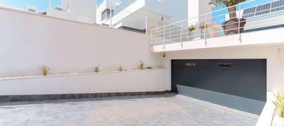 5 bedrooms Villa in San Miguel de Salinas, Spain No. 183680 32