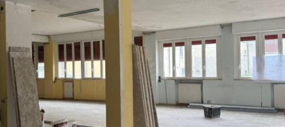 2 rooms Apartment in Como, Italy No. 38171 9