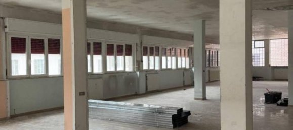 2 rooms Apartment in Como, Italy No. 38171 7